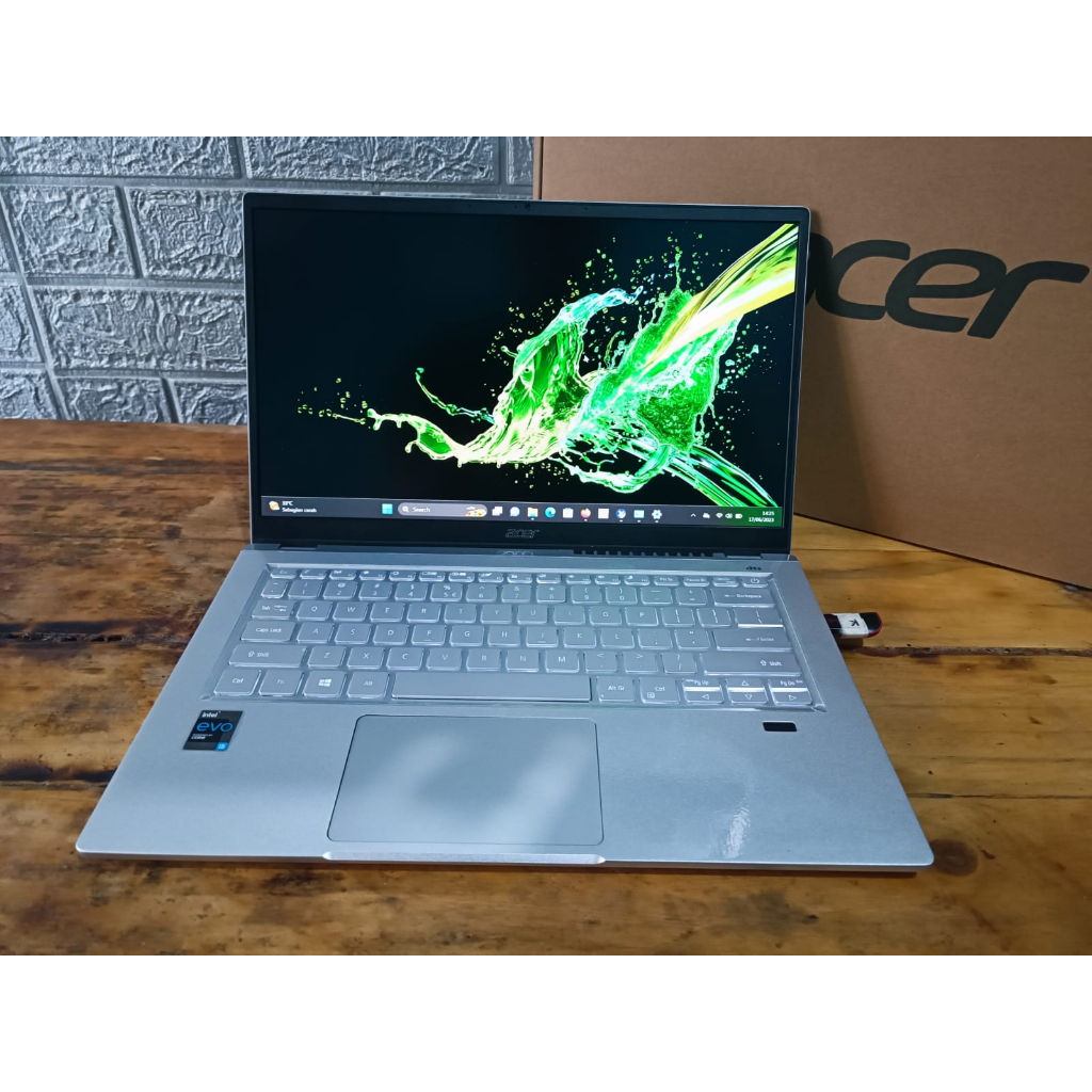 Acer Swift 3 Infinity 4 Garansi 2024 Intel i5 Gen 11 EVO 16GB 512GB