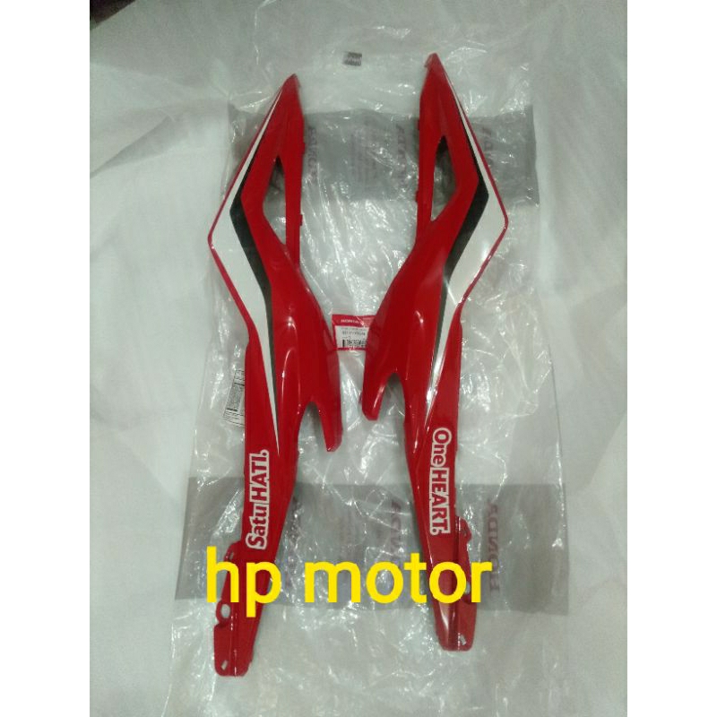 BODY BELAKANG CBR150 CBR150R FACELIFT COVER BODY BELAKANG KANAN KIRI CBR150R K45G MERAH ORIGINAL
