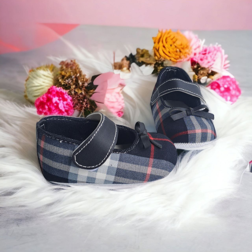 Sepatu Bayi Perempuan 0 12 Bulan Prewalker Balet Pita Kotak Kotak Baby Shoes HITAM