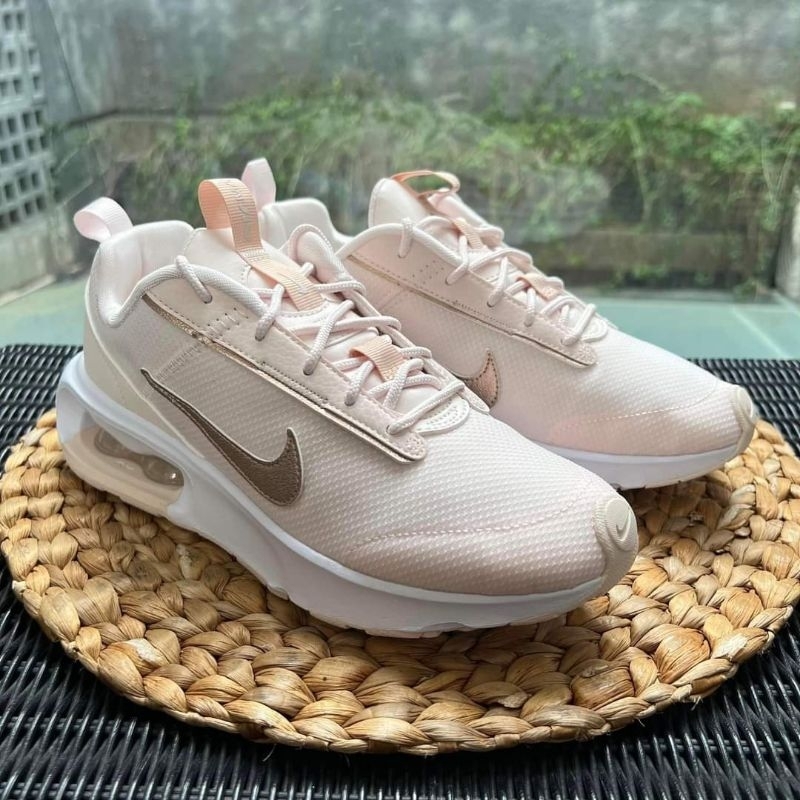 Sepatu Nike Women