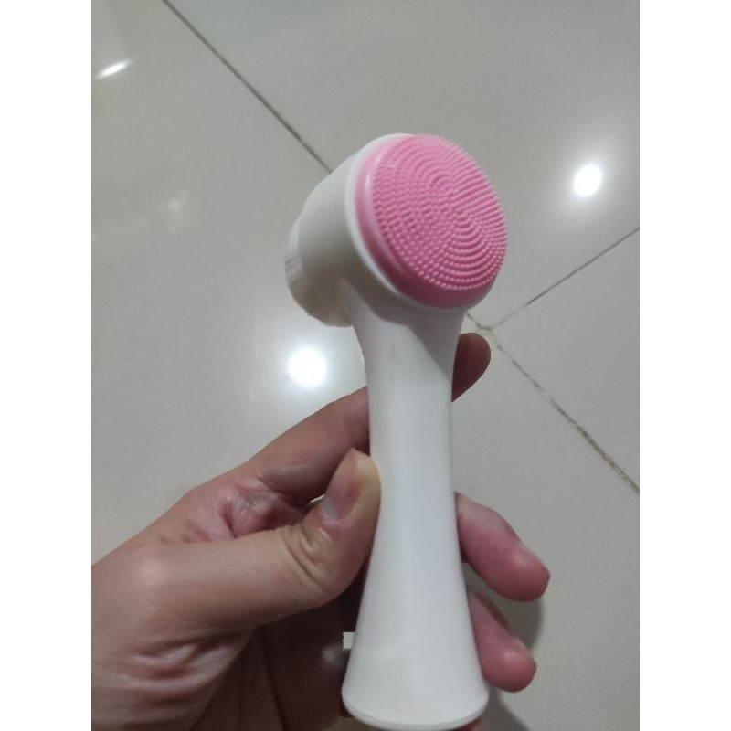 pembersih wajah silikon sikat wajah 2 sisi facial brush