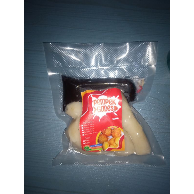 

Pempek Asli Ikan Tenggiri / Mpek mpek gades reguler / satuan