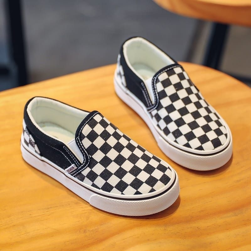 sepatu anak sekolah tk sd smp umur 2 3 4 5 6 7 8 9 10 11 tahun warna hitam / sepatu sekolah anak tk 