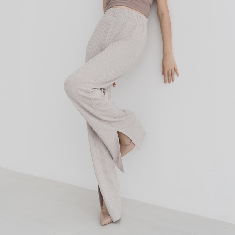 Zee Knit Pants - Celana Kulot Knit - Celana Wanita - Celana kulot Highwaist - Cullote Knit Pants - Cullote Pants Slit