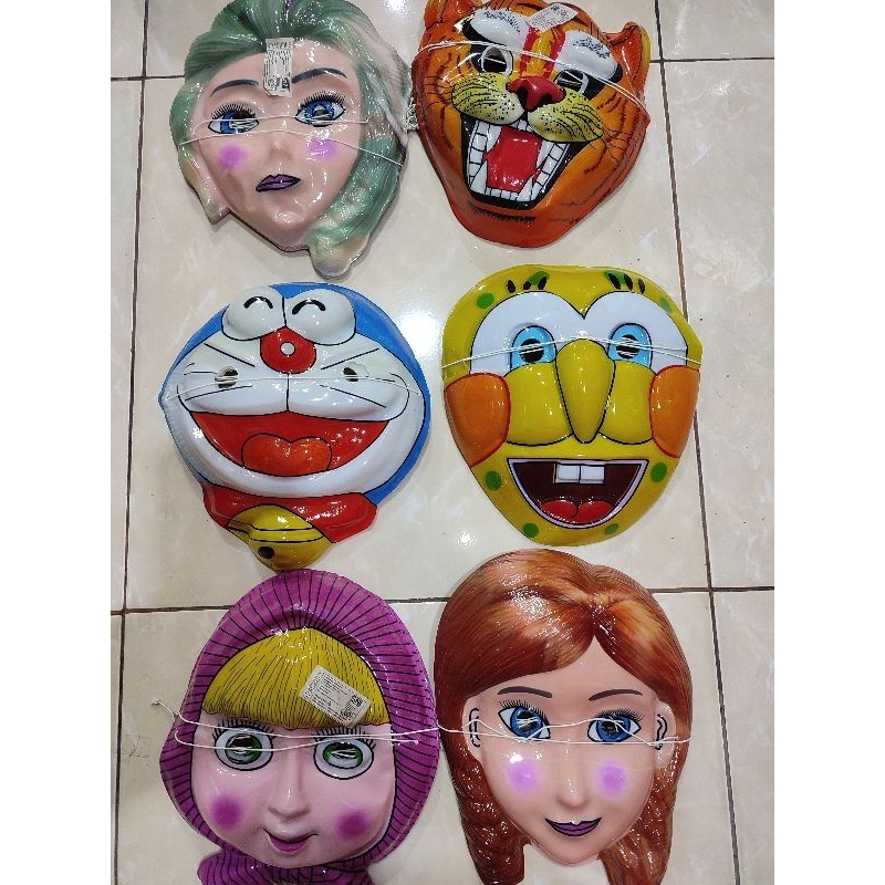 Topeng Plastik karakter Isi 20 Pcs