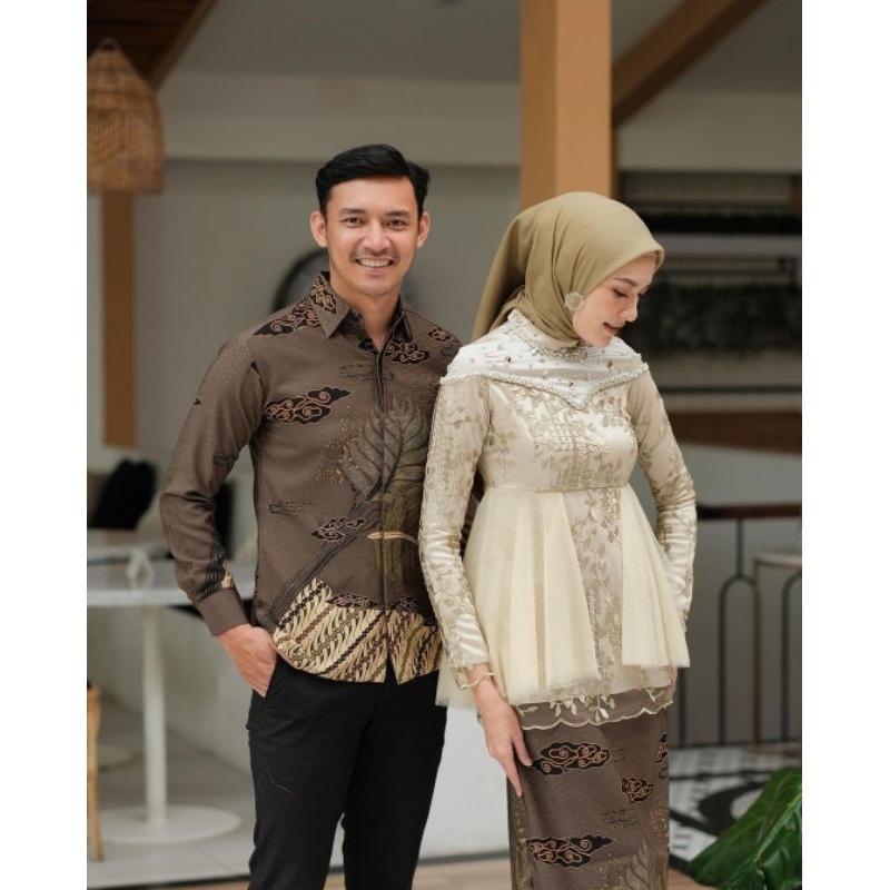 (READY 2 WARNA) SET KEBAYA COUPLE SAFILA | KEBAYA LAMARAN TUNANGAN WISUDA | BAJU COUPLE MAHESWARI | OUTFIT KEKINIAN | BATIK COUPLE TUNIK TULLE MUTIARA | COUPLE DESIANA