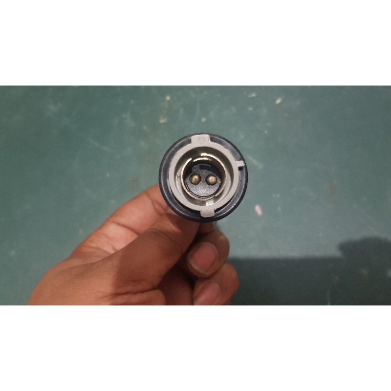 Soket fitting lampu sein Isuzu Panther