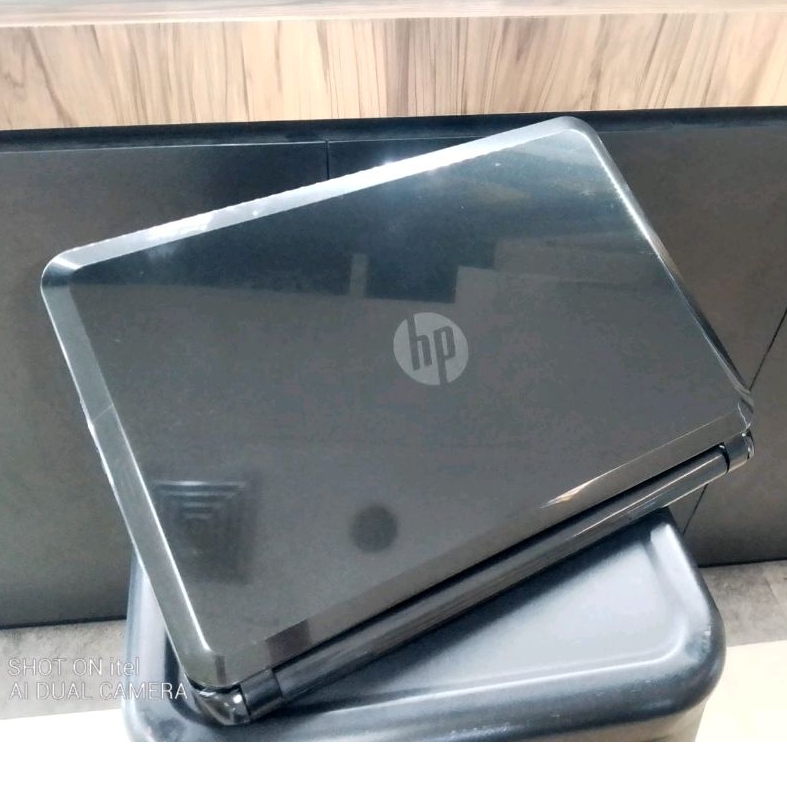 Laptop Leptop HP MEMORY RAM 4 GB SSD 128 GB 14 INCH WBCAME WIFI ZOOM WINDOWS10 SIAP PAKAI