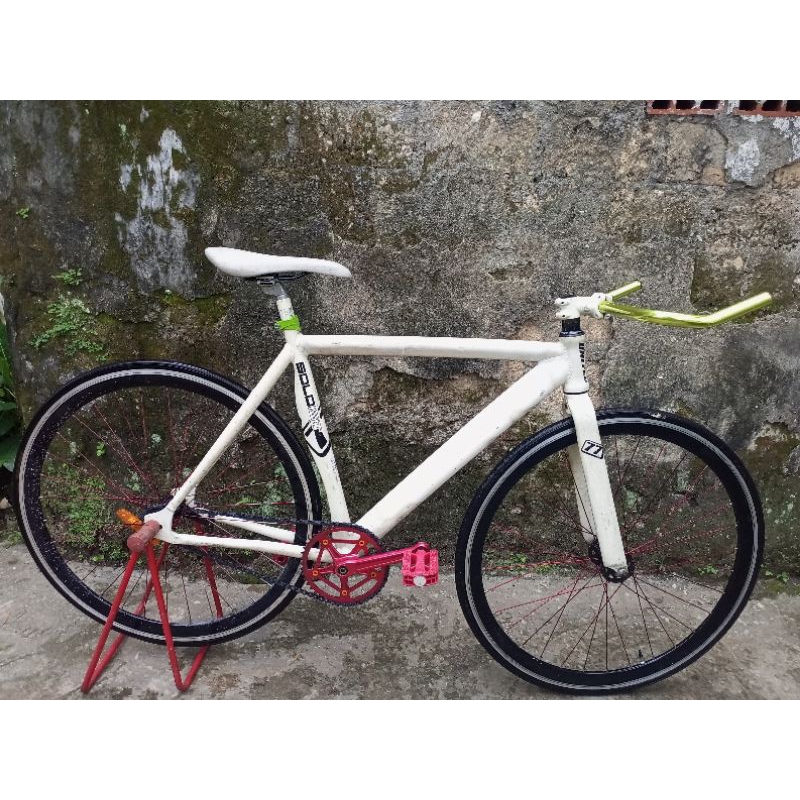 sepeda fixie soloist 77 by united