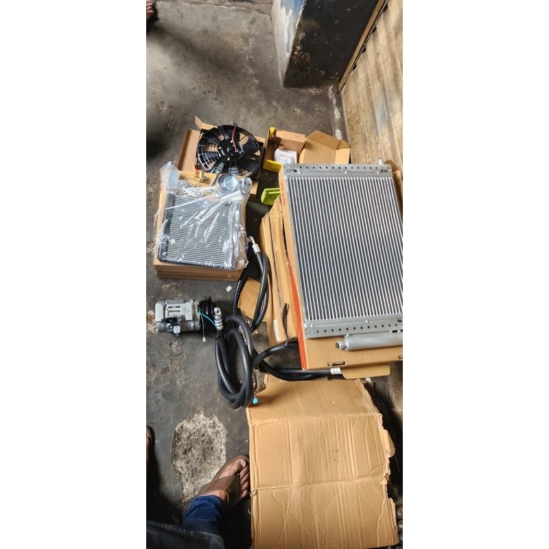 AC KIT HINO 500 FM260JD-AC DENSO COMPRESSOR HINO NEW 1 SET