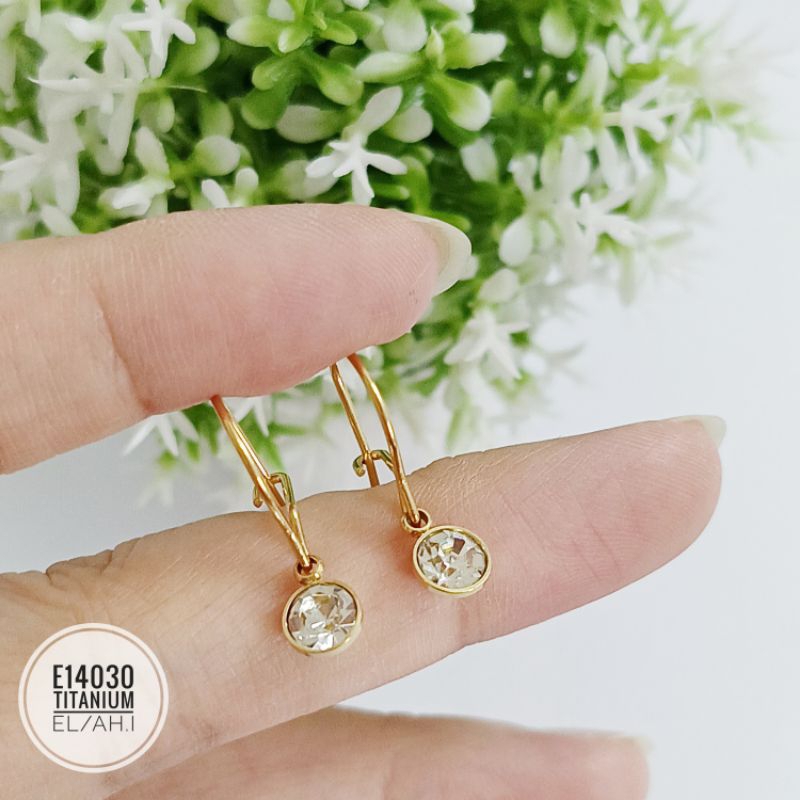 Anting Titanium Mata Zircon 6mm E14030