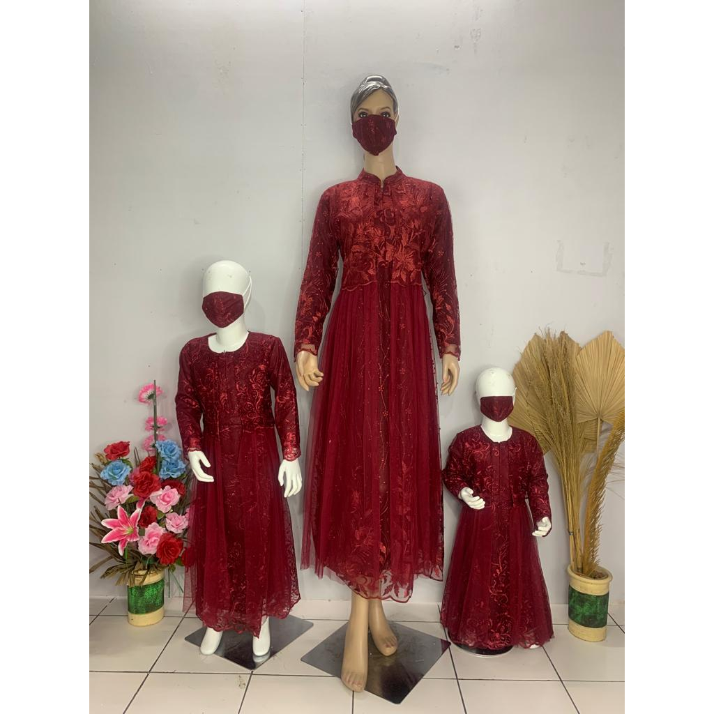 Gamis brukat muslimah / Gamis terbaru / Gamis sayap / gamis terlaris / gamis fashion muslimah / Gamis busui / pakaiab muslimah wanita / ukuran jumbo 3XL ld 130