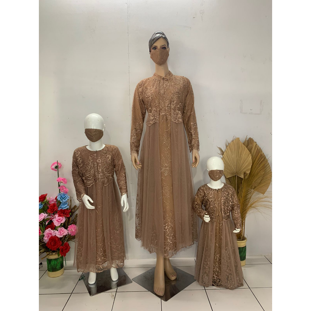 Gamis brukat muslimah / Gamis terbaru / Gamis sayap / gamis terlaris / gamis fashion muslimah / Gamis busui / pakaiab muslimah wanita / ukuran jumbo 3XL ld 130