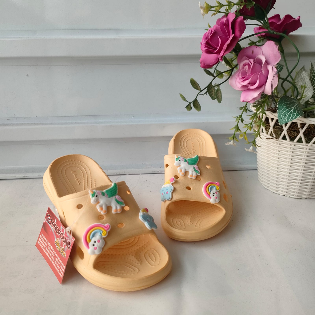 sogo NEW ERA TK TG E 49058 SANDAL KARET ANAK NEW ERA SLOP 100% ORIGINAL