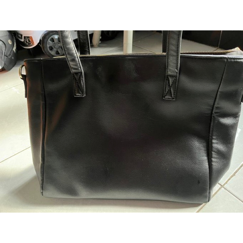 (Preloved) Tas Kalle Clara Lite Black