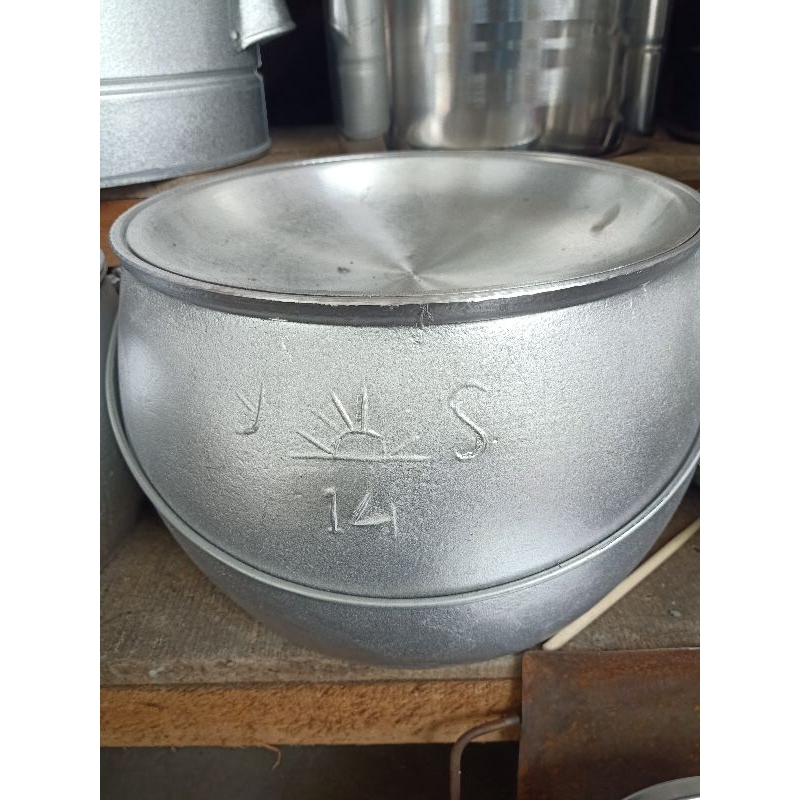 Panci Castrol nasi liwet no 14 super jumbo. ALMUNIUM