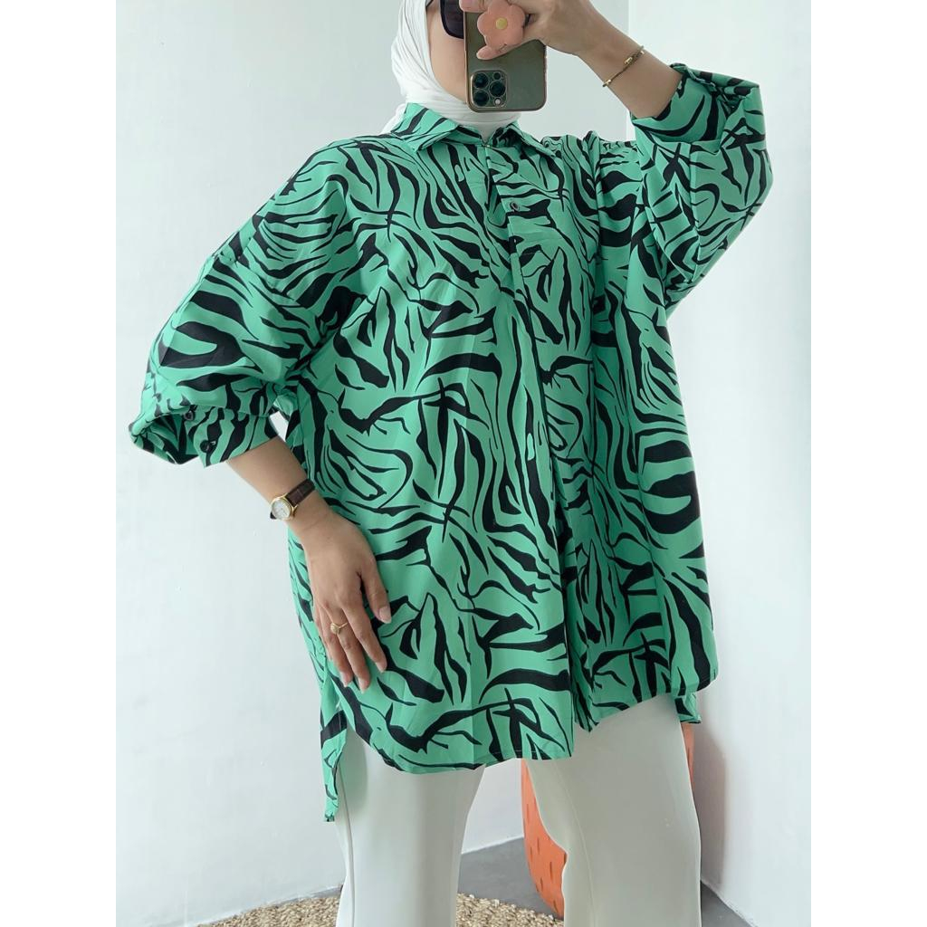 Blouse Wanita Naqia Oversize - 2301.01.029