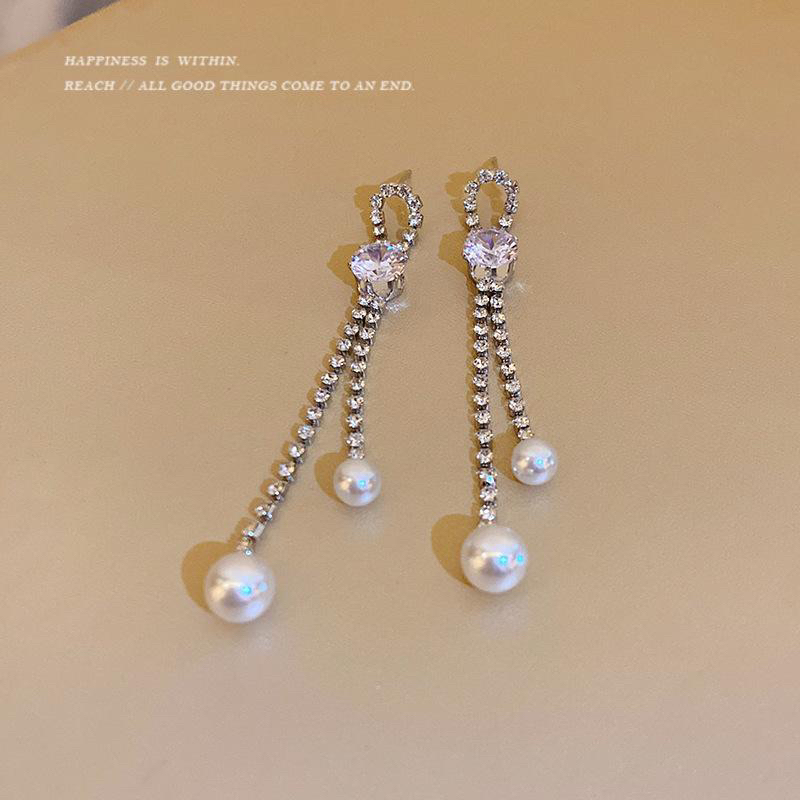 Anting Wanita Rumbai Diamond Korea Fashion Elegan Style Premium