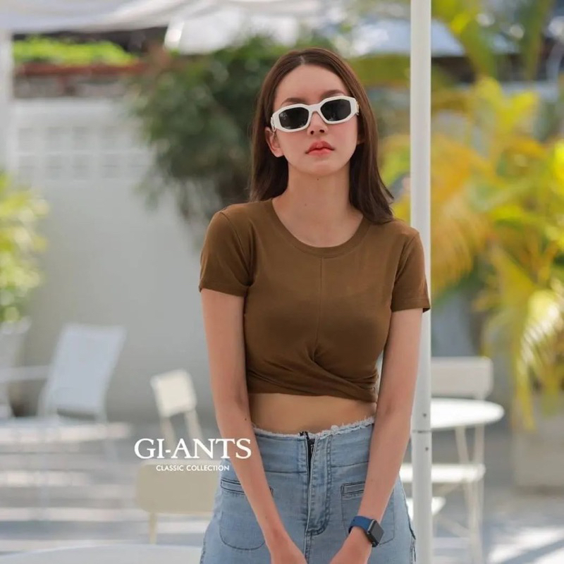 [ COD ] CROP KAOS GIANTS BASIC