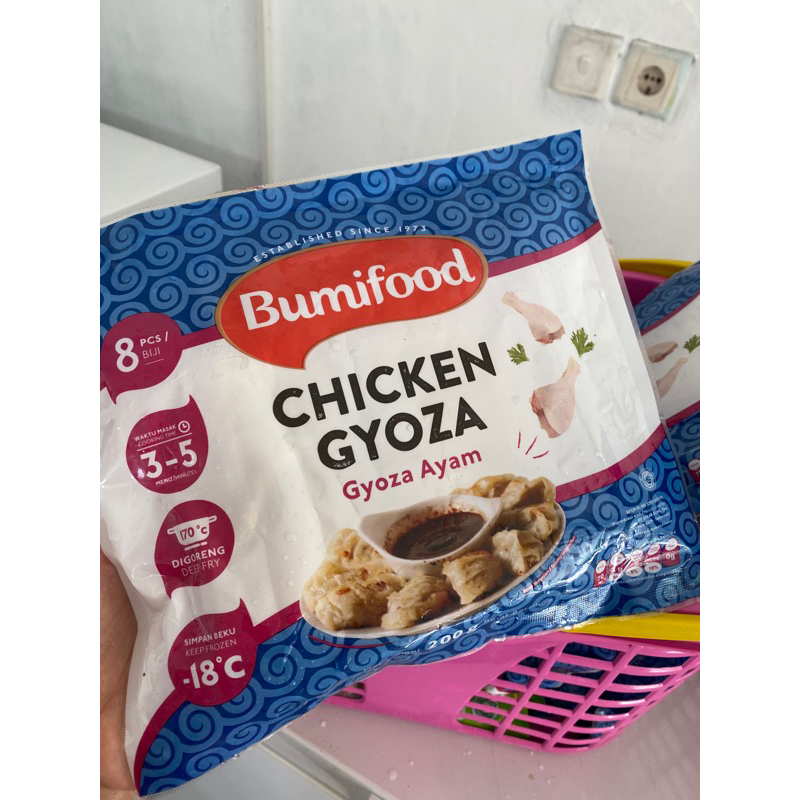 

GYOZA CHICKEN