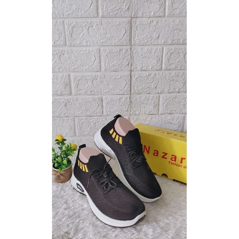 Sepatu Nazaru