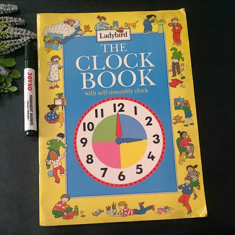 Buku anak Ladybird The Clock book preloved