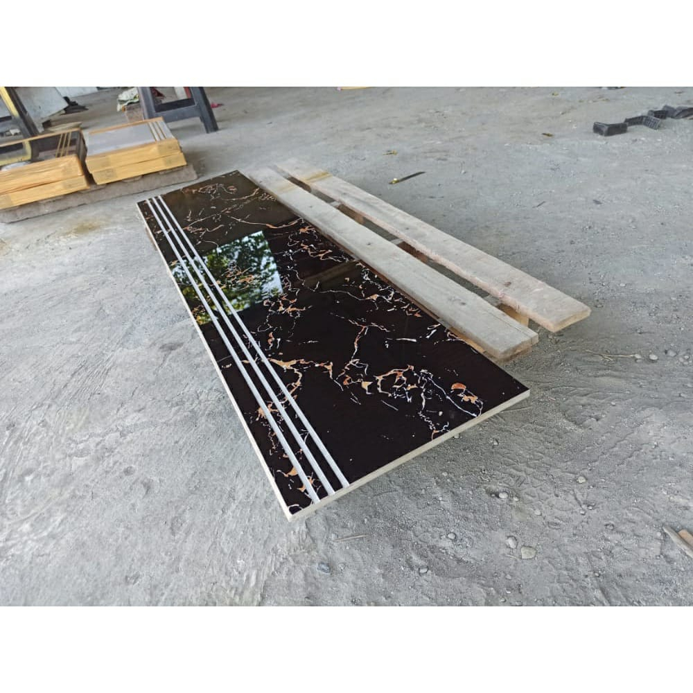 Stepnosing Granit Tangga motif MARMER HITAM GOLD PORTO BLACK 30x80,20x80