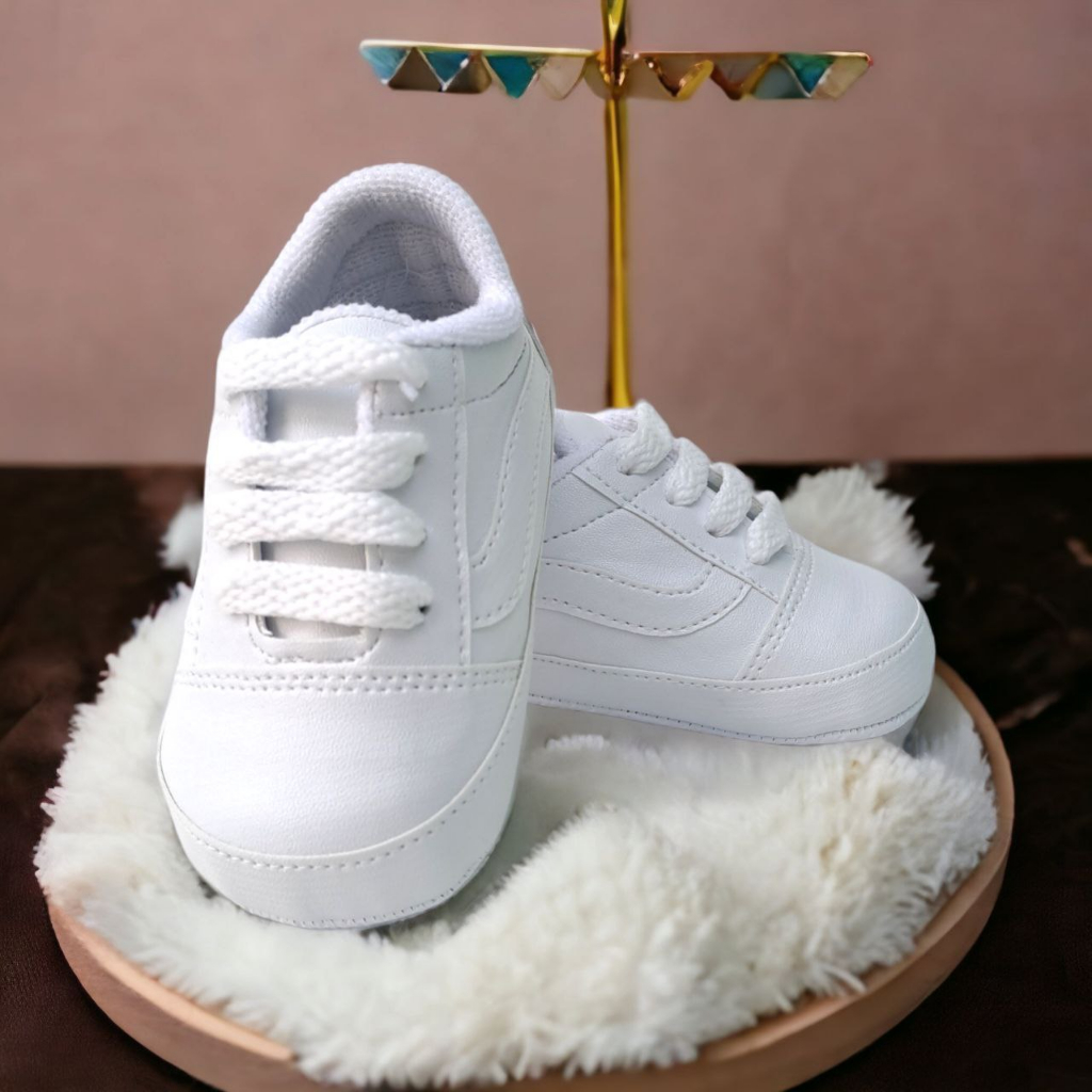 Sepatu Bayi Perempuan Laki-laki Usia 6 12 Bulan Sneakers VAN'S White