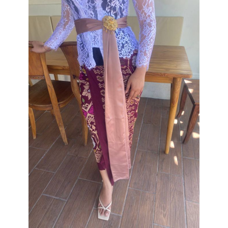 Kebaya Bali By Ani Selendang Satin Sutra