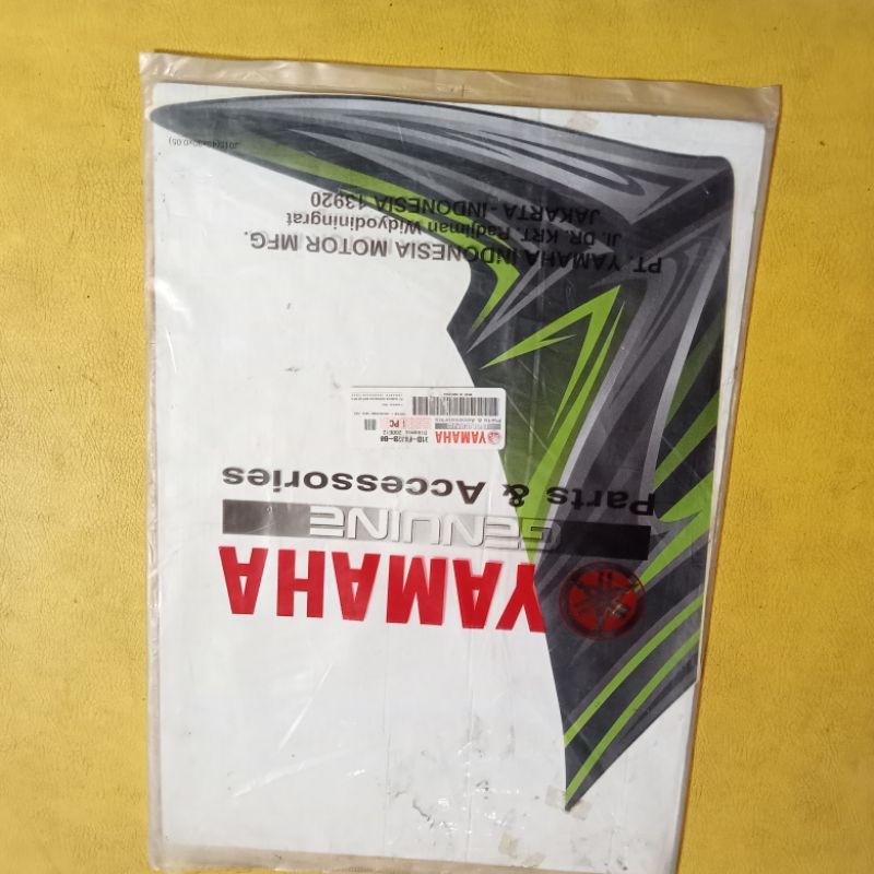 striping stiker sayap bagian KIRI Yamaha Jupiter z new robot 2011 hijau original YGP