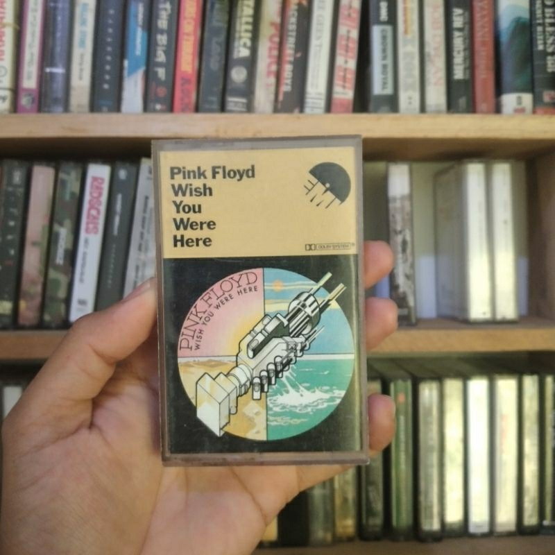 Kaset Pink Floyd + Walkman