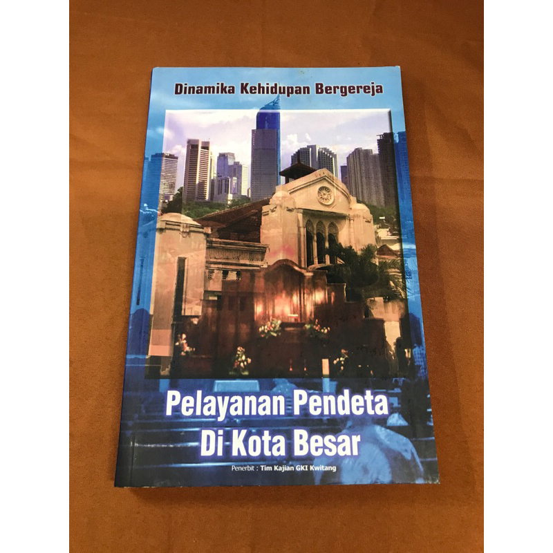 buku pelayanan pendeta di kota besar