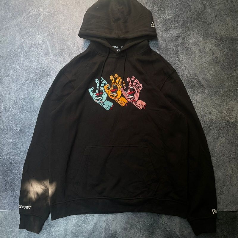 HODDIE SANTA CRUZ X NEW ERA