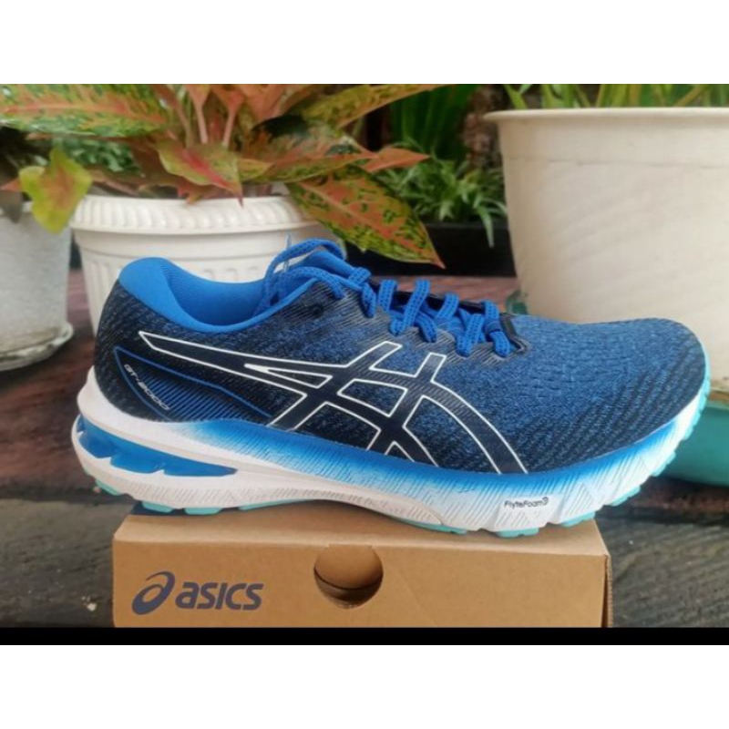 asics GT 2000