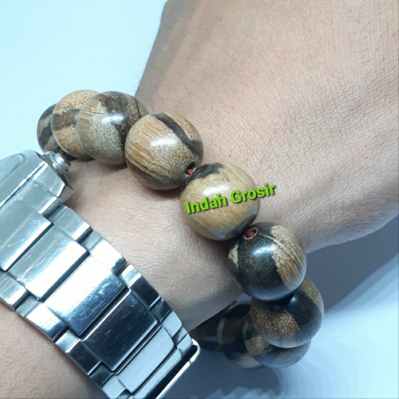 Gelang kayu gaharu motif sebra 14mm 14butir