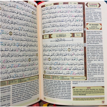 Al Quran Kecil A6 cowok dan cewek (10x15cm) Terjemah Tajwid Warna At Tadzkiroh A6 resleting Reguler