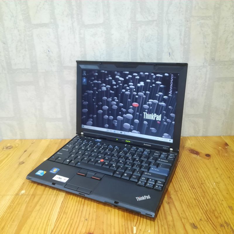 Laptop Lenovo Thinkpad X201i intel Core i3 Hd graphics 4000 Ram 4GB HDD 250GB Windows 10 64 bit Full Aplikasi siap pakai