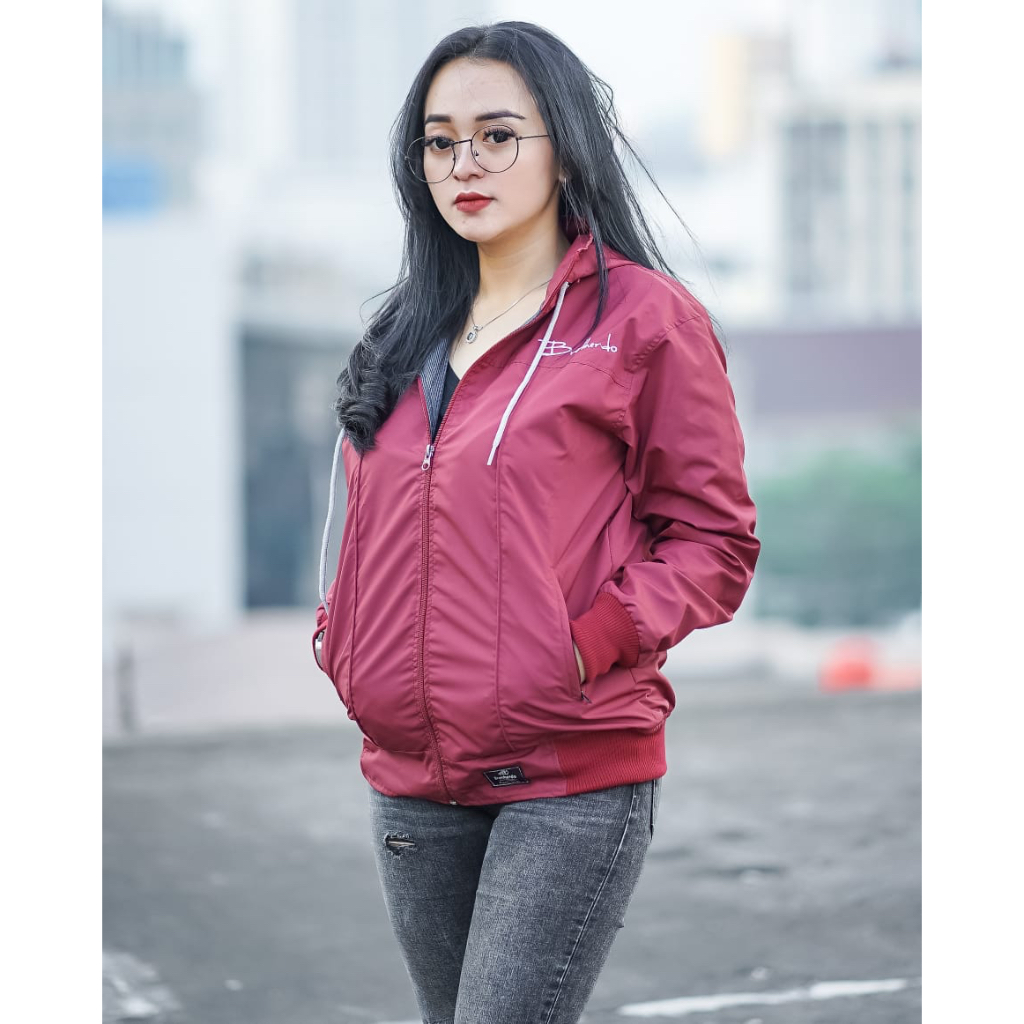 ￼JAKET PARASUT WANITA POLOS RUNNING OLAHRAGA  CEWE WATERPROOF WINDPROOF BROTHERDO