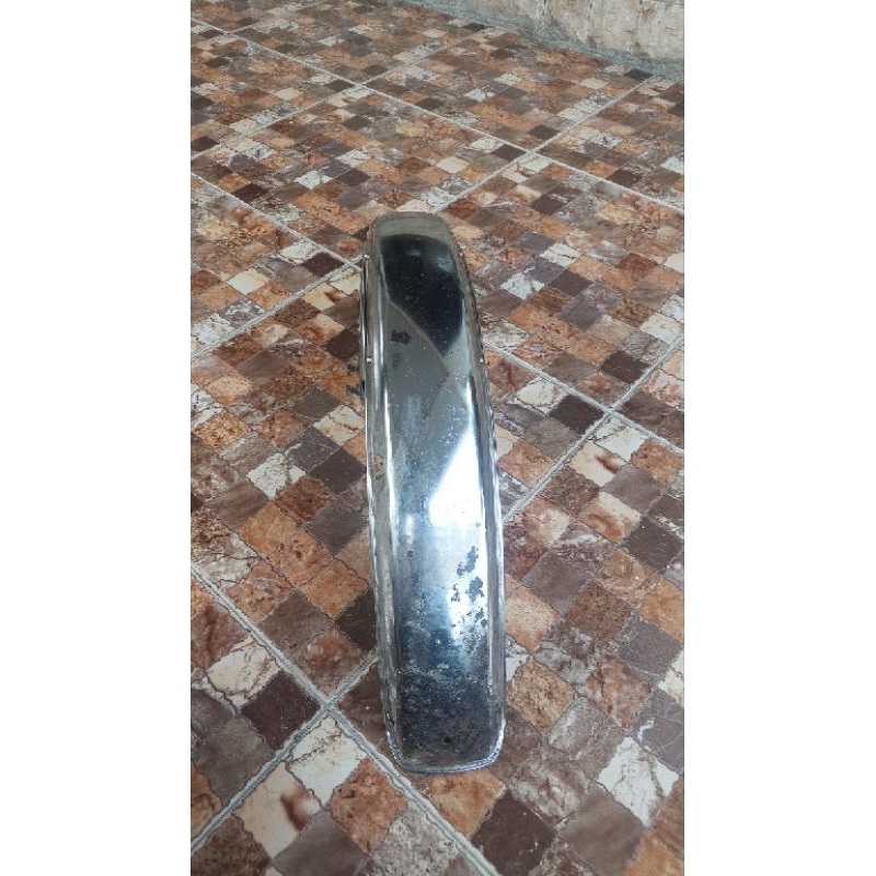 spakbor depan gl 100/125 original bekas copotan