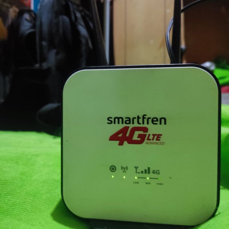 Router wifi modem wi-box Smartfren 4G LTE