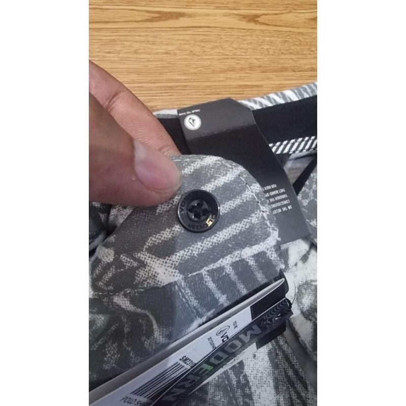 Kaos Polo Volcom Floral Premium Best Quality China 1:1