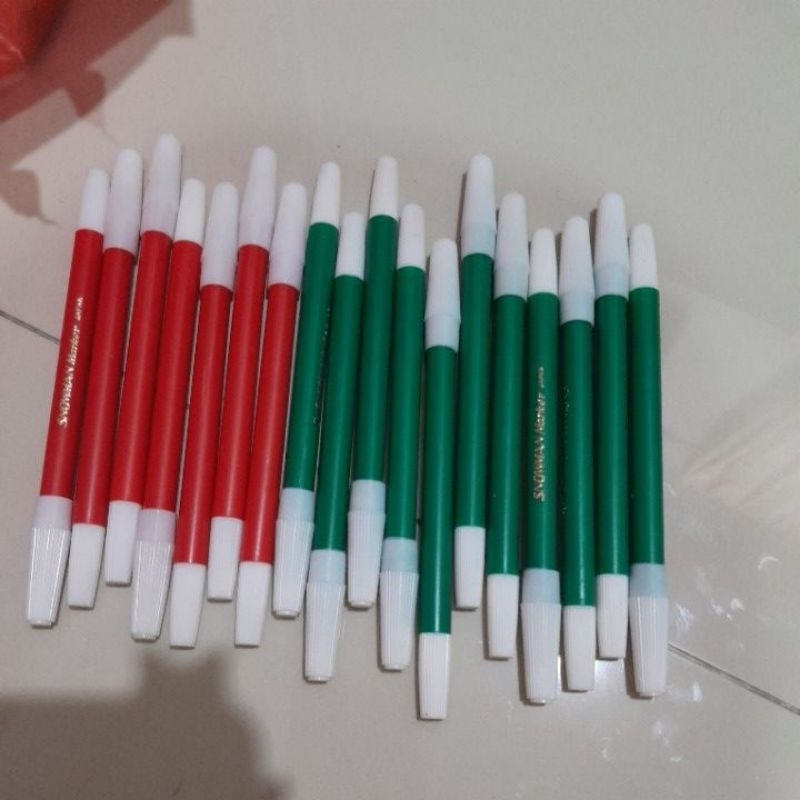 

Spidol snowman merah dan hijau