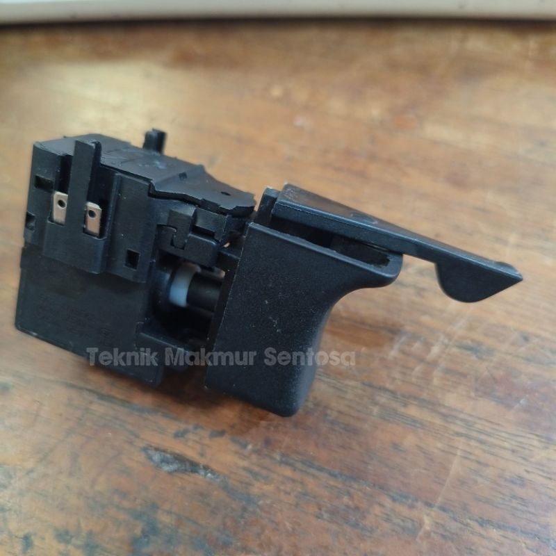 Saklar Mesin Bor Maktec 13mm MT811 Switch Hammer Drill 13 mm MT 811 MT-811