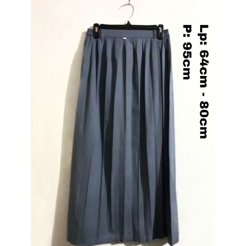 ROK SMA PANJANG REMPEL PRELOVED