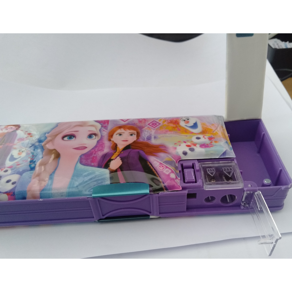 

Tempat Pensil/ Tepak plastik magnet 2 sisi + rautan