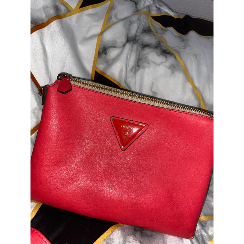 guess sling bag (preloved)