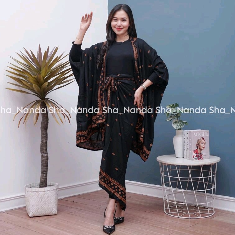 Set Kebaya  batik Modern one set Cardigan dan rok lilit