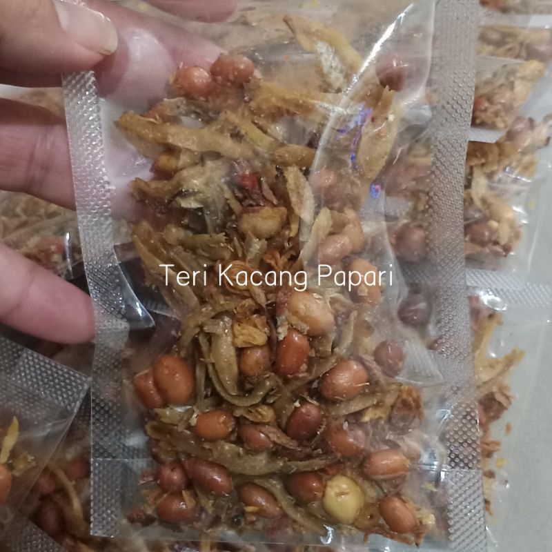 

PAPARI Cemilan Teri Kacang Asin 45gr