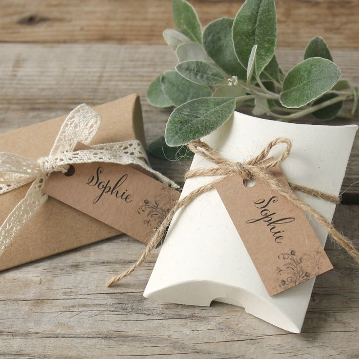 

PILLOW BOX GIFT BANTAL KOTAK KADO Wedding souvenir Pembungkus kado KRAF/HITAM/PUTIH GADING SEDANG