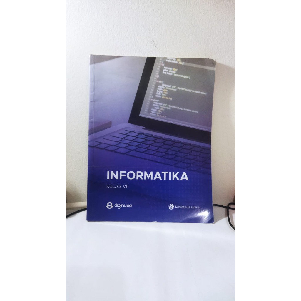 Informatika TIK kelas 7 / 1 SMP (BEKAS)